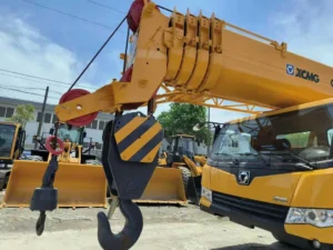 Grua Telescopica XCMG QY70K 2025